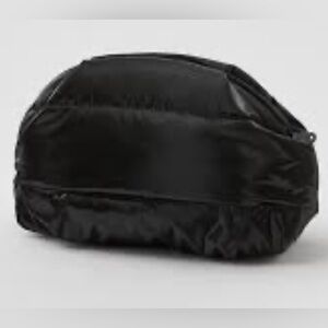 New - Offline by Aerie Puff Love Pouch